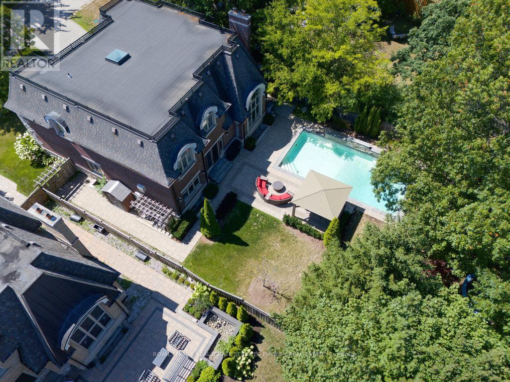 1569 Glenhill Crescent, Mississauga, Ontario  L5H 3C4 - Photo 19 - W12368485