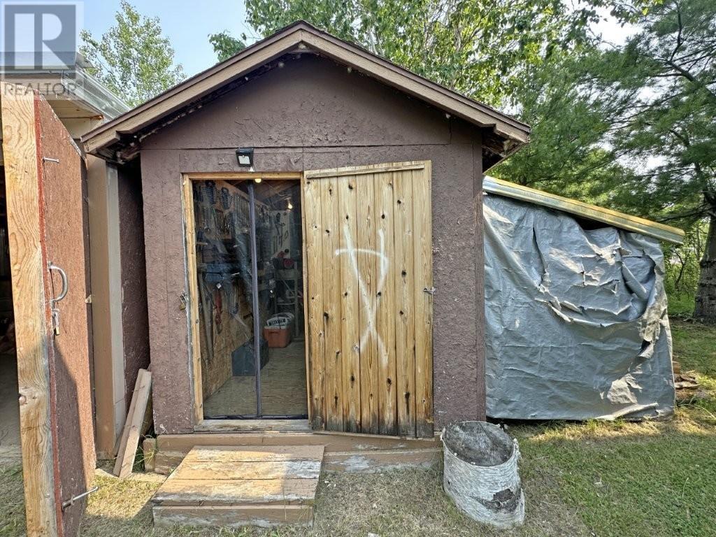 146 Dot Street, Beardmore, Ontario  P0T 2G0 - Photo 36 - TB252250