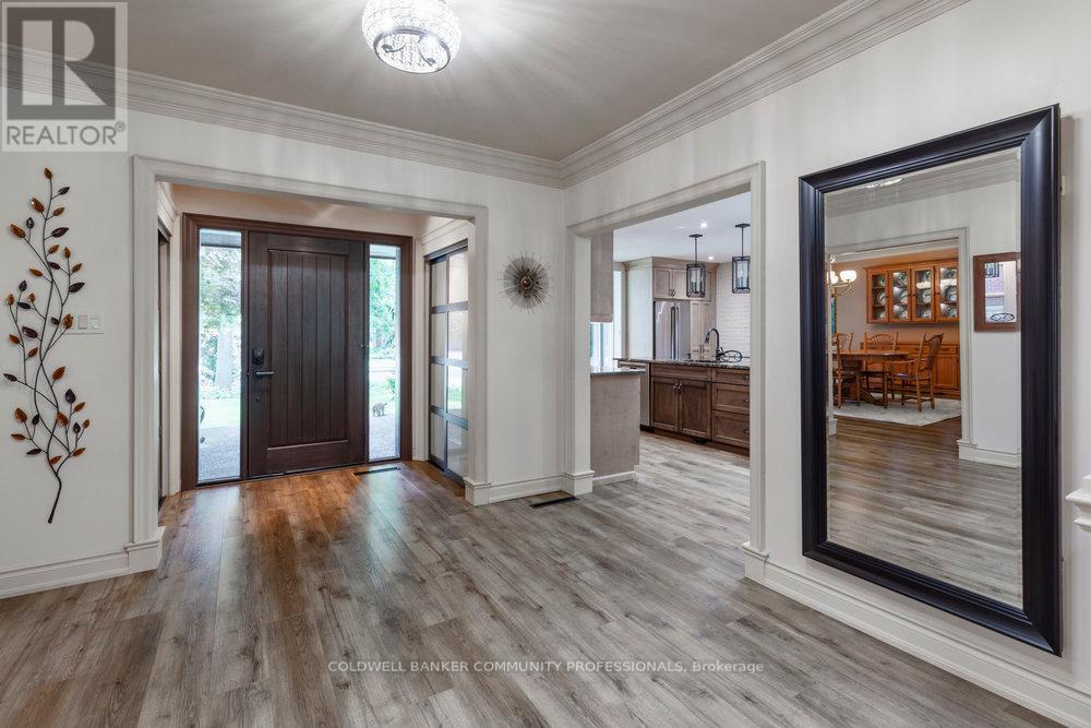 50 Braemar Place, Hamilton, Ontario  L9C 1E2 - Photo 5 - X12368494