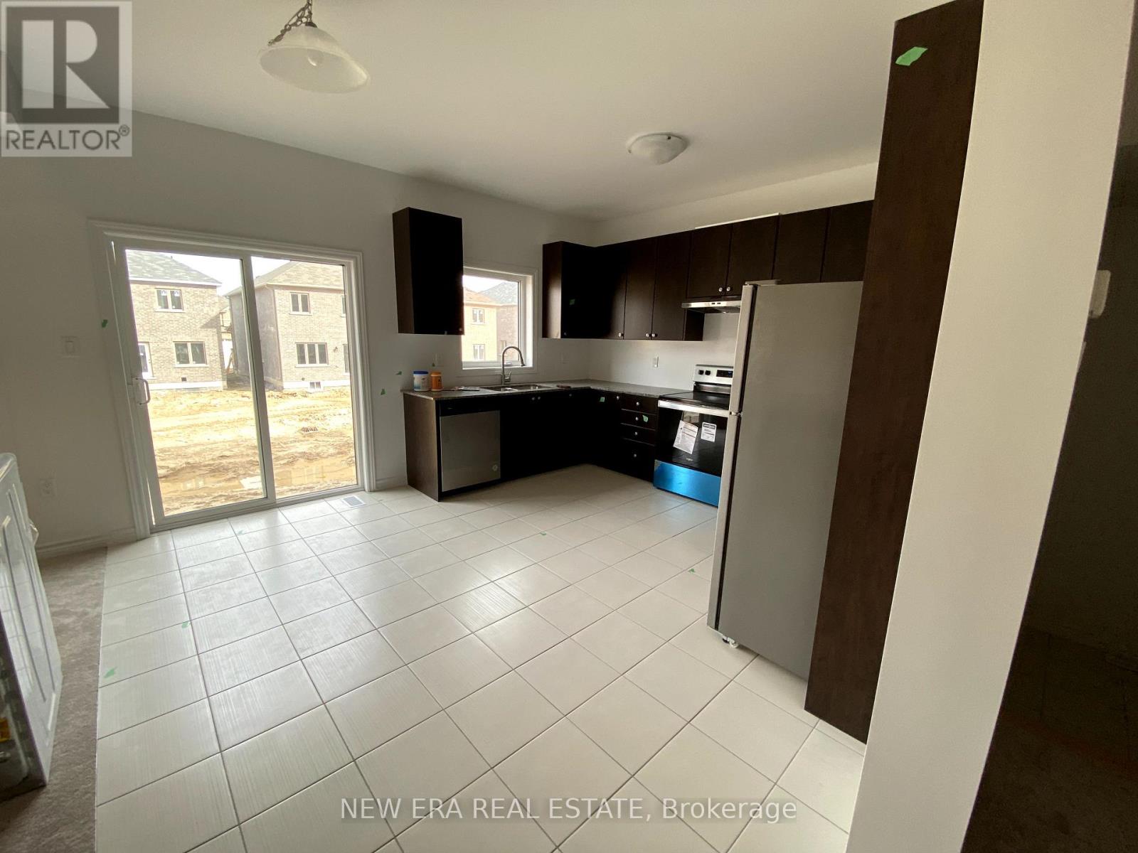 254 Ridley Crescent, Southgate, Ontario  N0C 1B0 - Photo 8 - X12368496