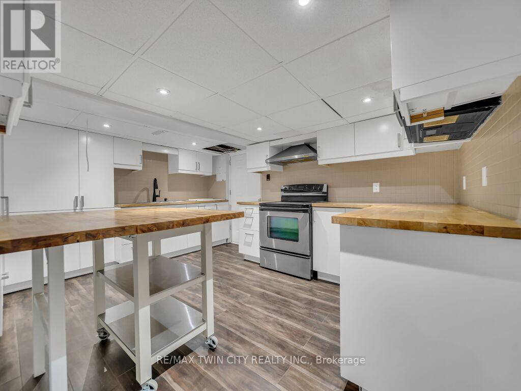 561 Queen Street S, Kitchener, Ontario  N2G 1W9 - Photo 22 - X12368542