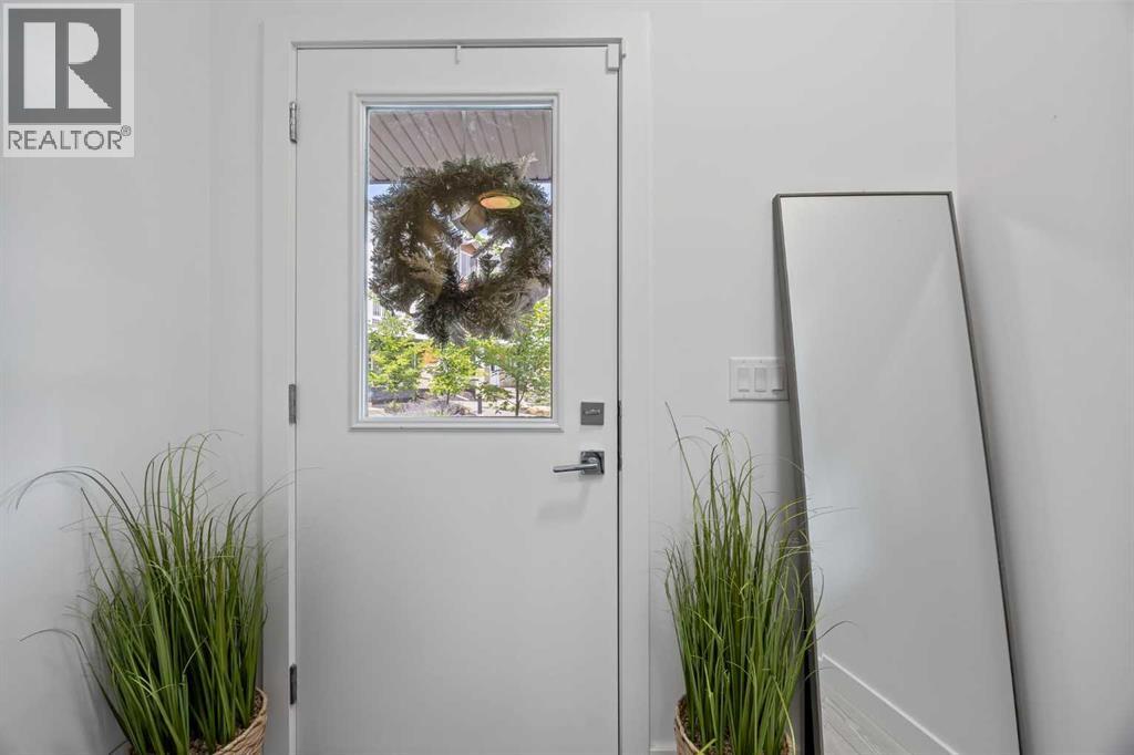 Property at 802, 335 Creekside Boulevard SW image 3