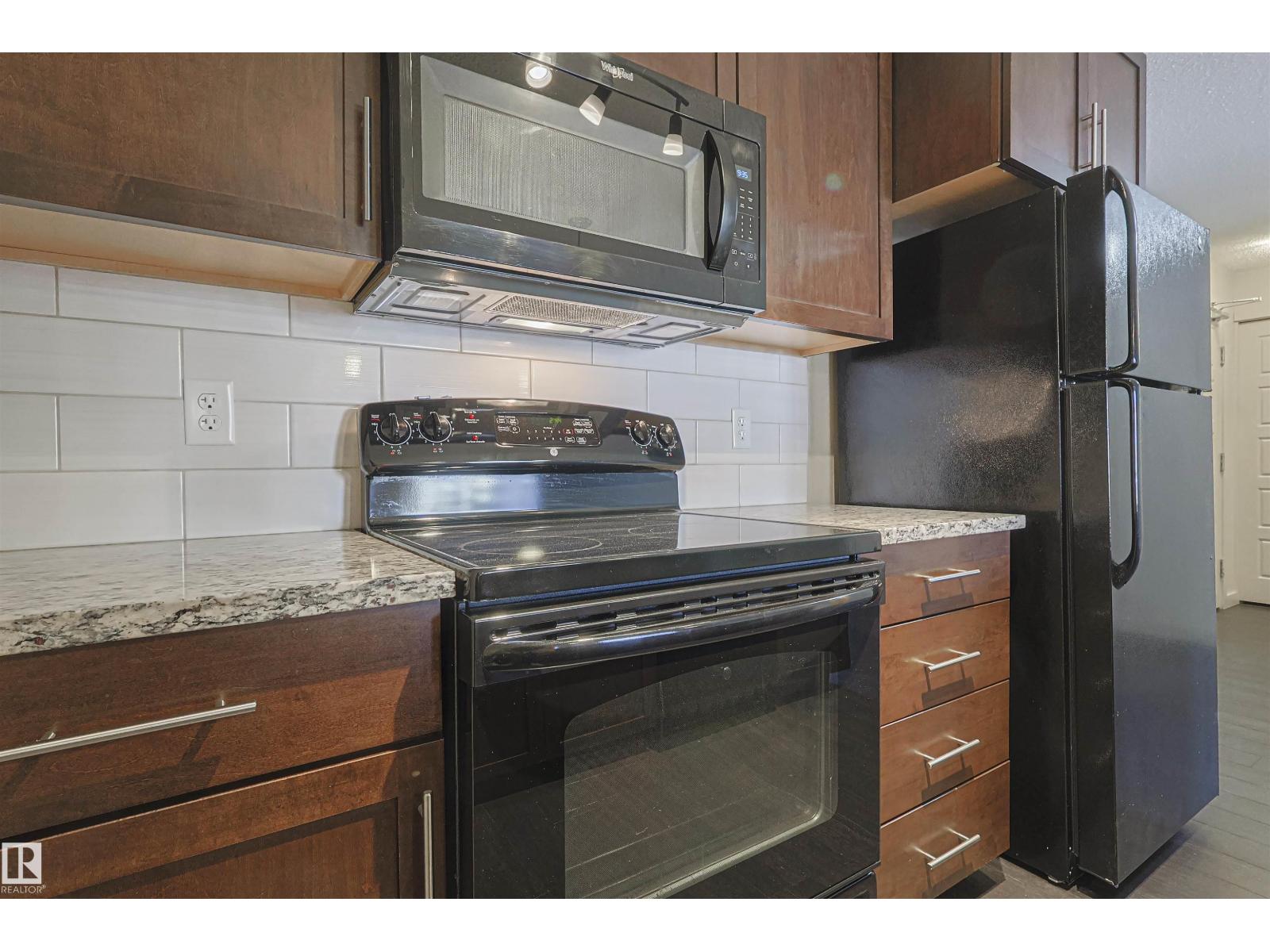 #230 6076 Schonsee Wy Nw Nw, Edmonton, Alberta  T5Z 0K8 - Photo 12 - E4455048
