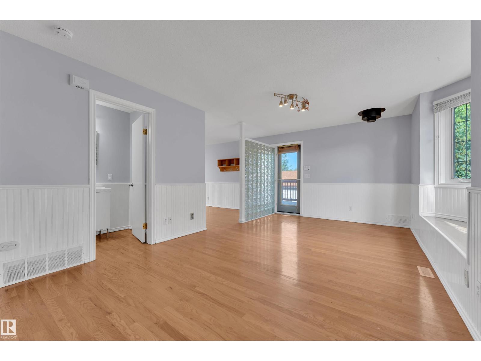 7853 26 Av Nw, Edmonton, Alberta  T6K 3S7 - Photo 15 - E4455049