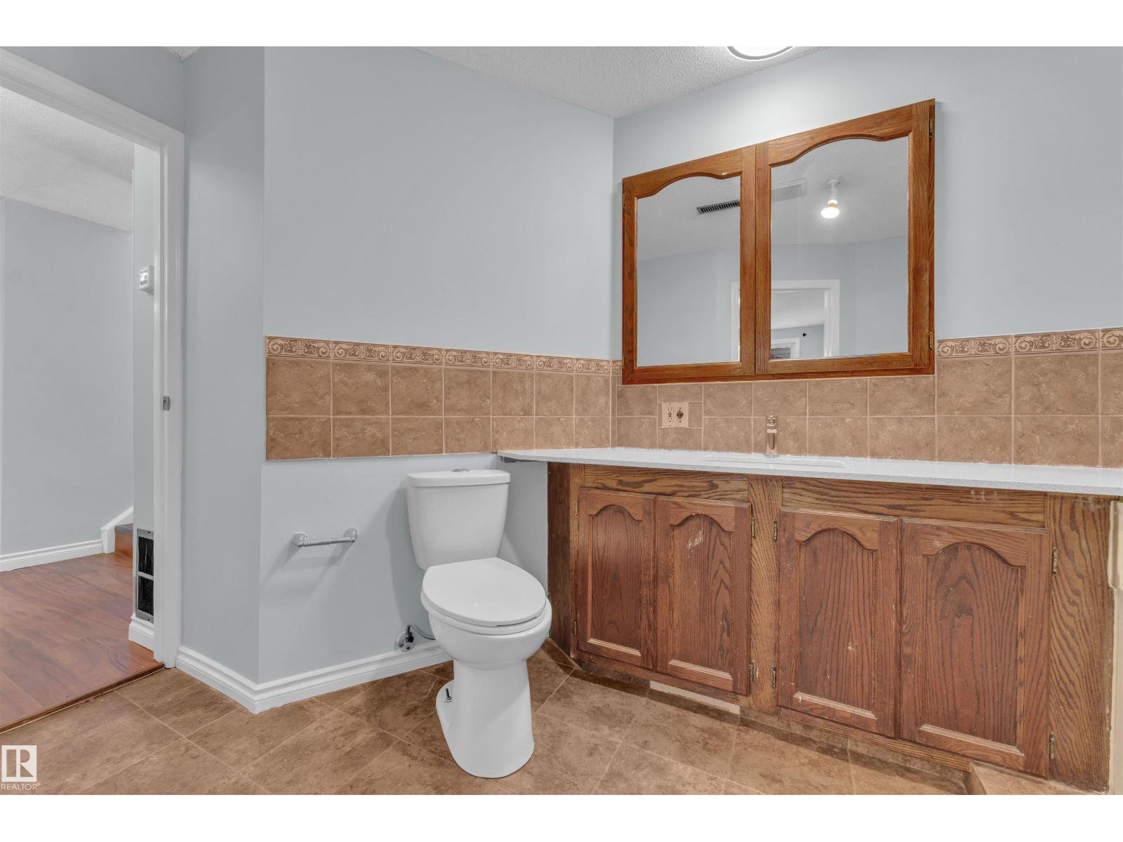 7853 26 Av Nw, Edmonton, Alberta  T6K 3S7 - Photo 29 - E4455049