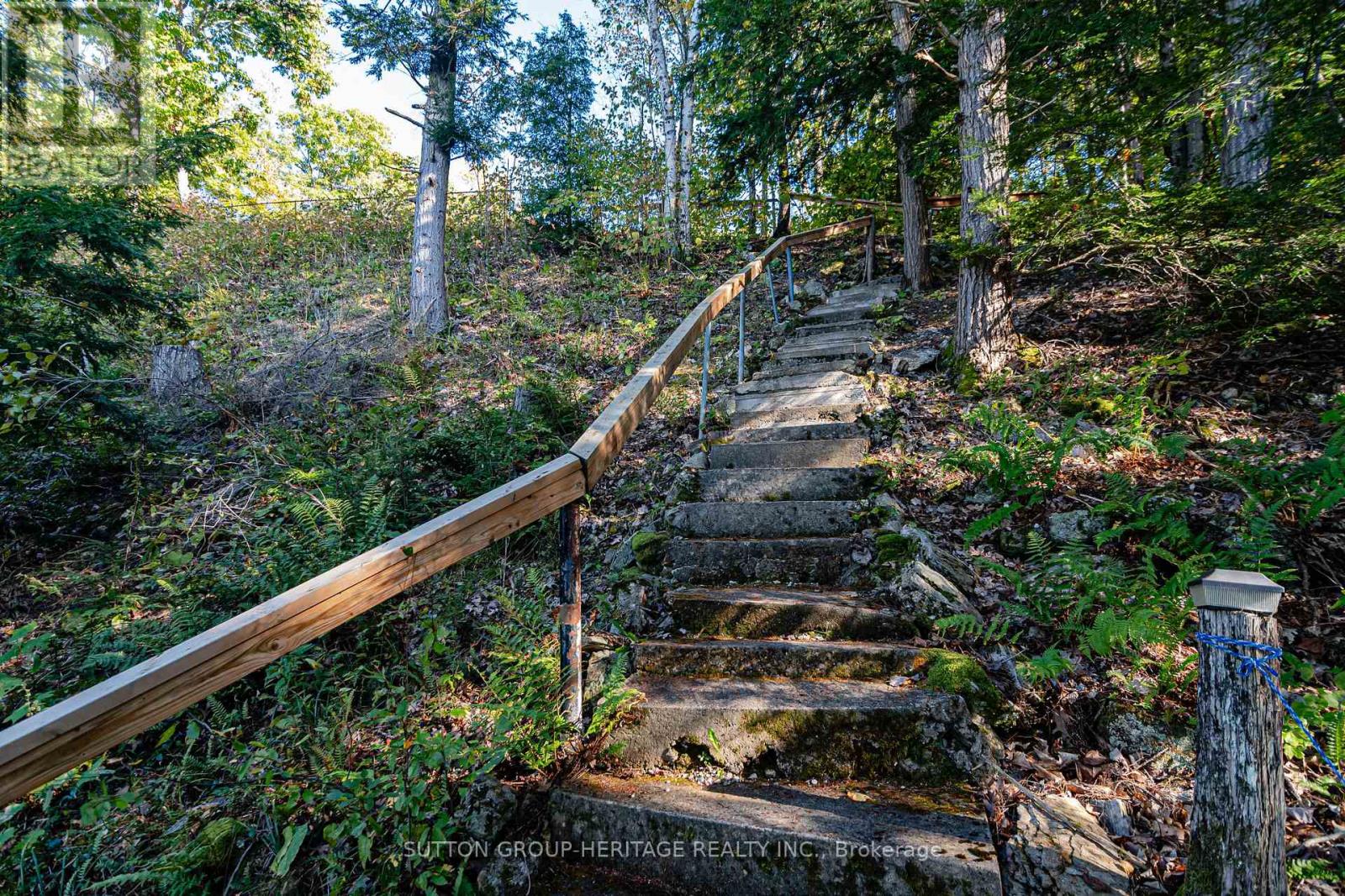 250 Younge Lane, Frontenac, Ontario  K0H 1T0 - Photo 32 - X12150013