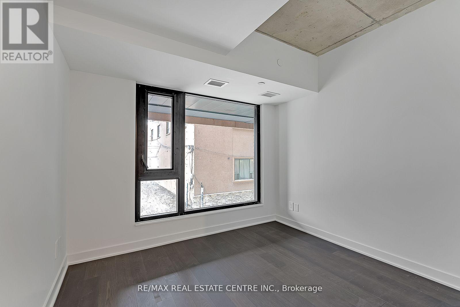 7 Watkinson Avenue, Toronto (Junction Area), Ontario  M6P 1Y2 - Photo 24 - W12343020