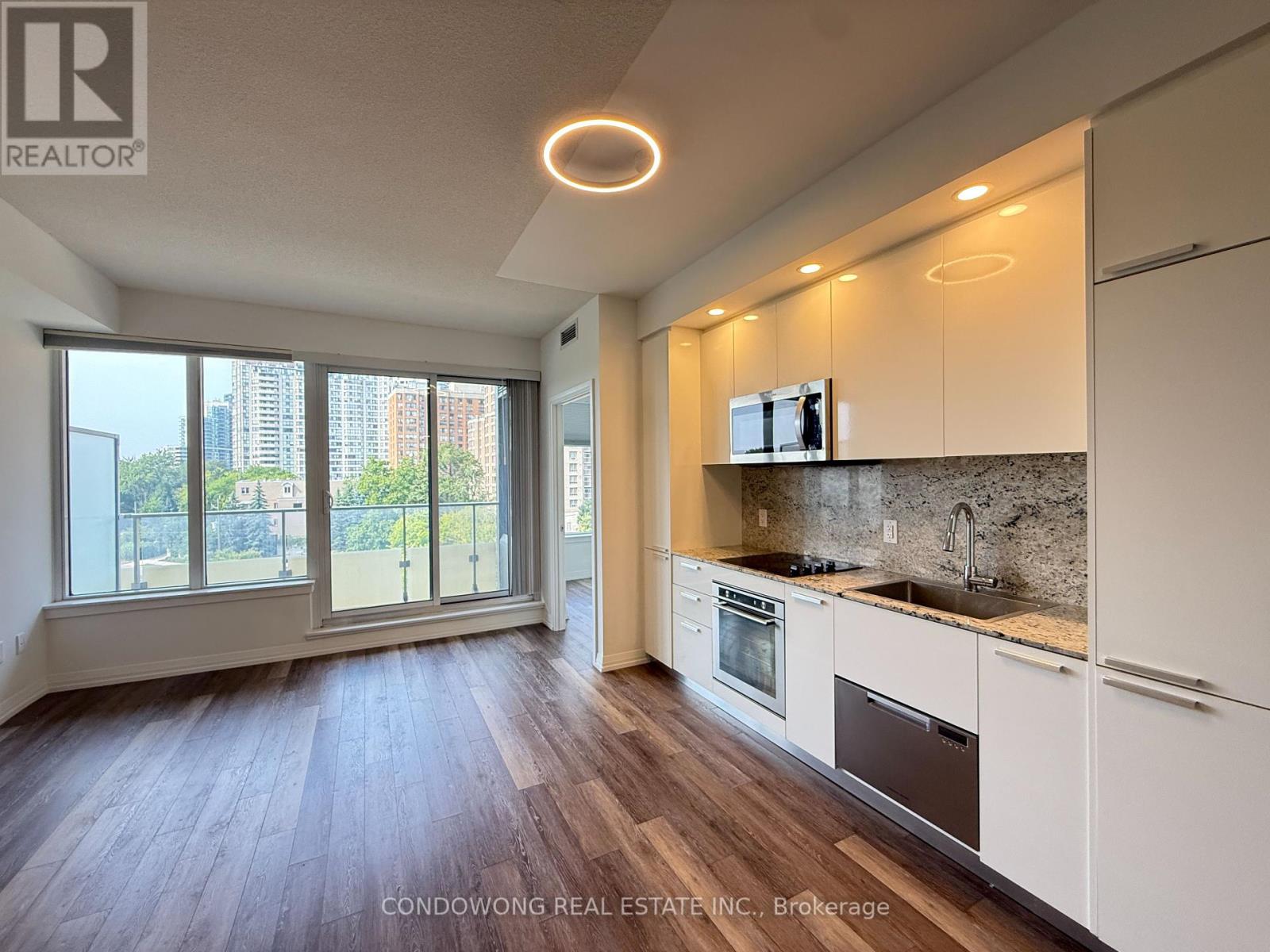 715 - 75 CANTERBURY PLACE, Toronto, Ontario