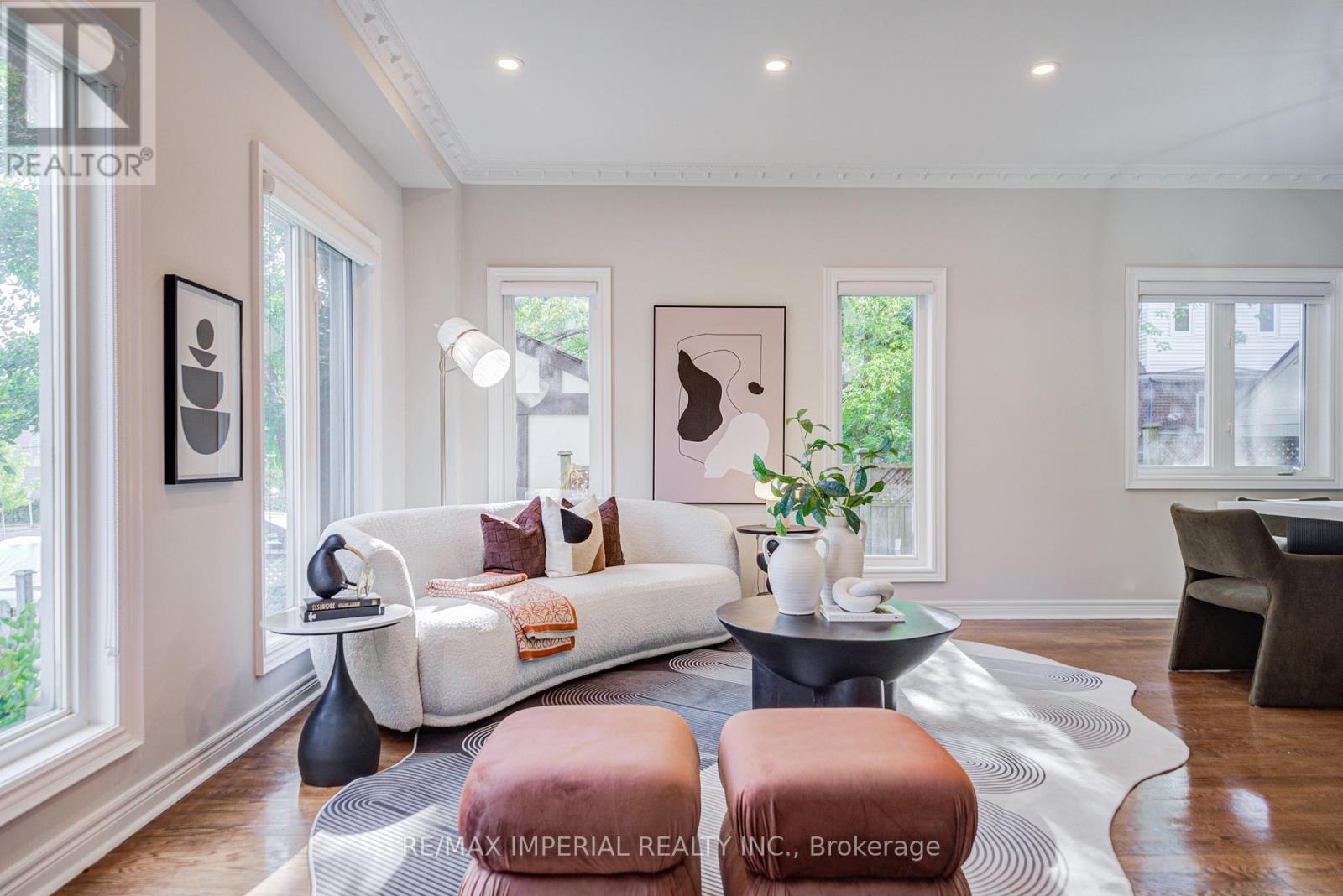 Property at 206 HOLLYWOOD AVENUE image 5
