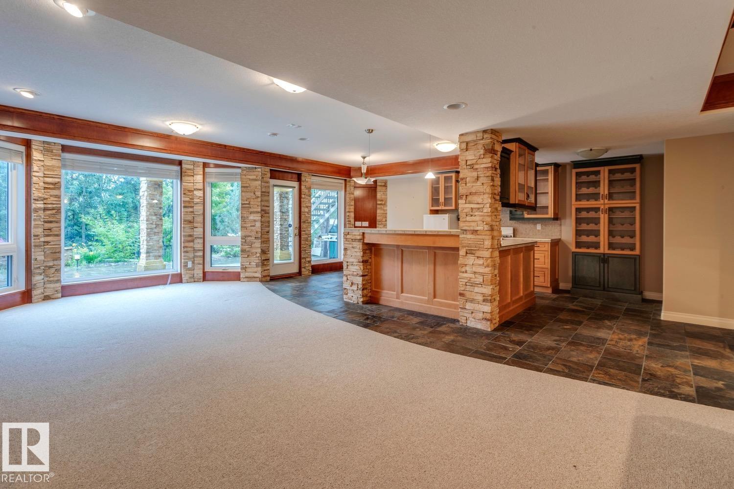 957 Hollingsworth Bn Nw, Edmonton, Alberta  T6R 3G8 - Photo 46 - E4449038