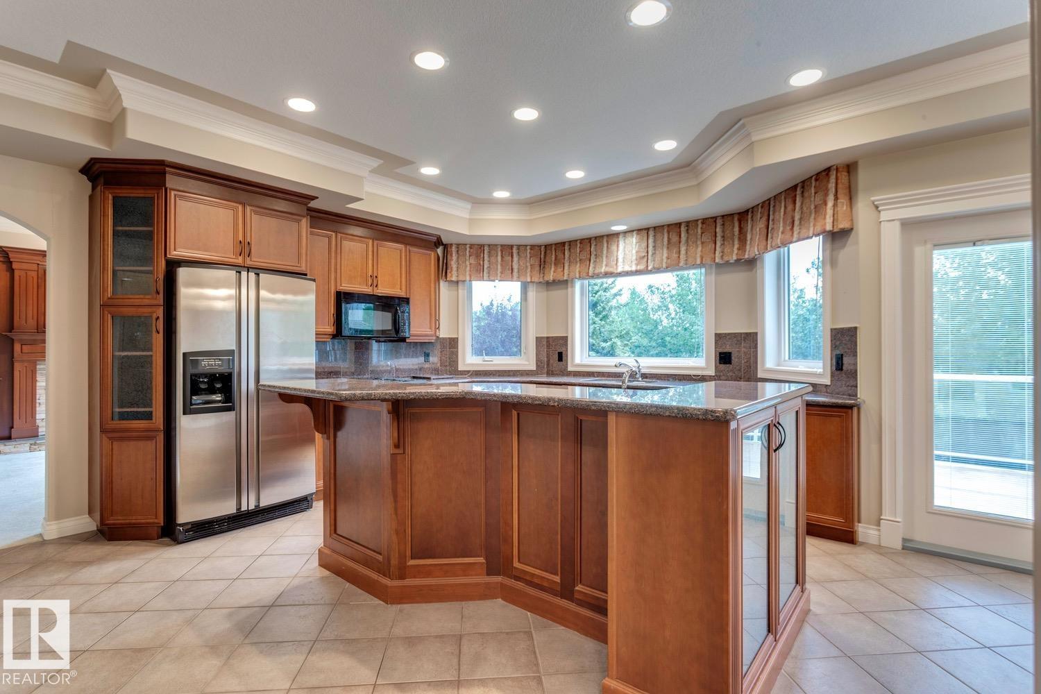 957 Hollingsworth Bn Nw, Edmonton, Alberta  T6R 3G8 - Photo 6 - E4449038