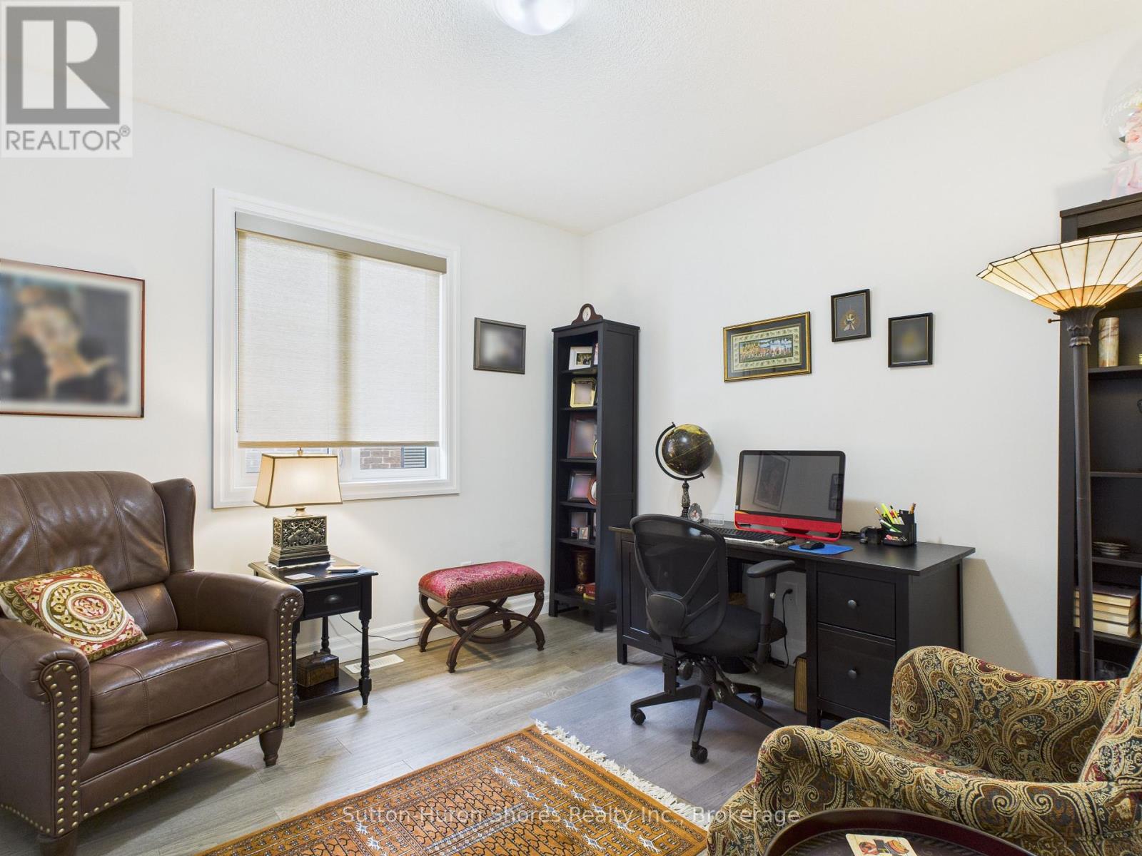 404 Devonshire Road, Saugeen Shores, Ontario  N0H 2C3 - Photo 14 - X12368718