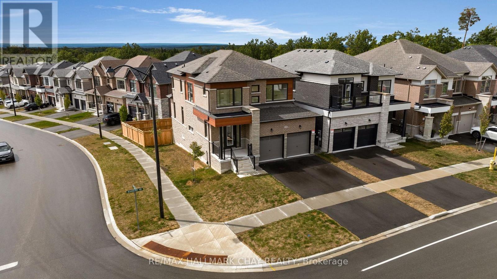 58 BEARBERRY ROAD, Springwater, Ontario