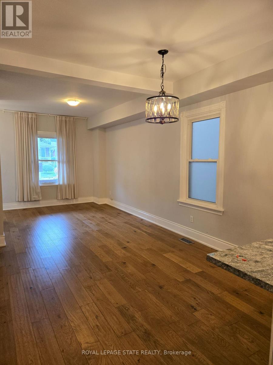 22 Burlington Street E, Hamilton, Ontario  L8L 4G2 - Photo 6 - X12272898