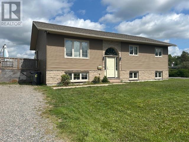 10 Assunta, Sault Ste. Marie, Ontario P6C 6H3 - Photo 1 - SM252371