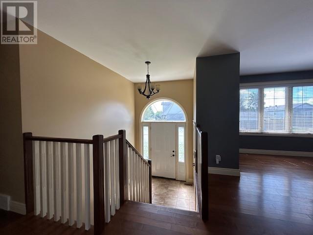 10 Assunta, Sault Ste. Marie, Ontario P6C 6H3 - Photo 2 - SM252371