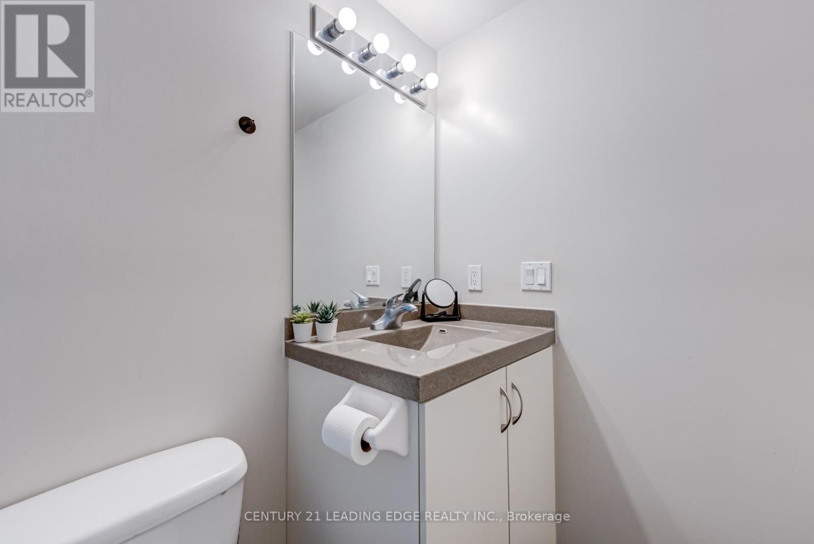 601 - 2240 Lake Shore Boulevard W, Toronto (Mimico), Ontario  M8V 1A5 - Photo 21 - W12368618