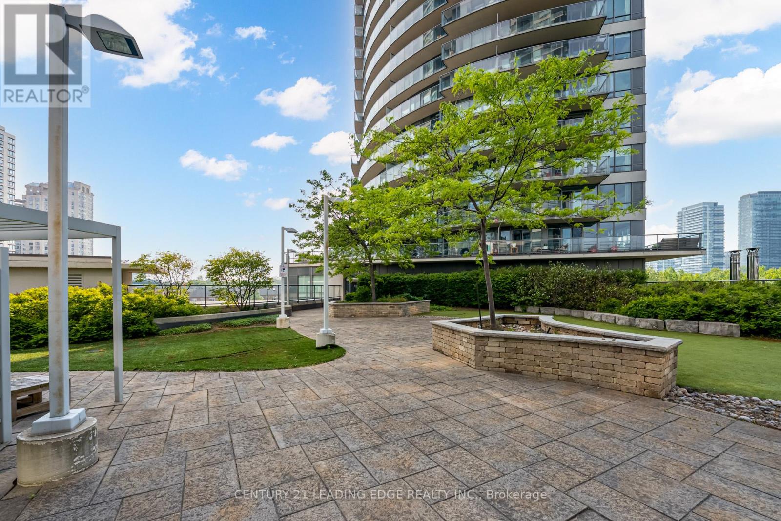 601 - 2240 Lake Shore Boulevard W, Toronto (Mimico), Ontario  M8V 1A5 - Photo 32 - W12368618