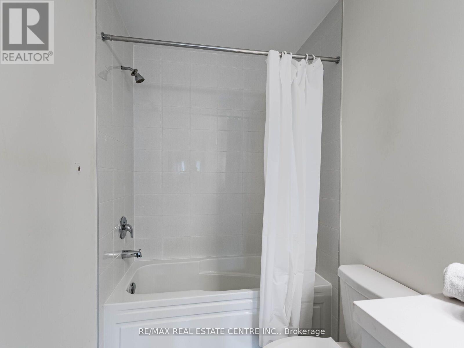 86 - 975 Whitlock Avenue, Milton, Ontario  L9E 1S9 - Photo 22 - W12368636