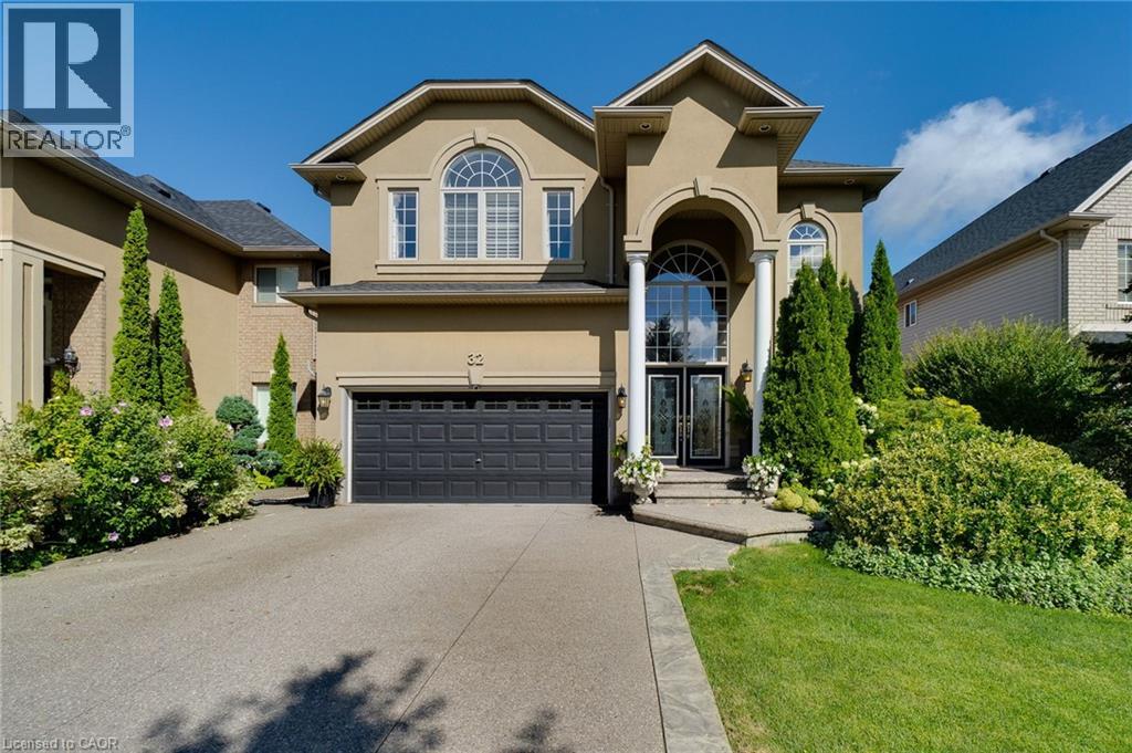 32 CHAMBERS Drive, Ancaster, Ontario