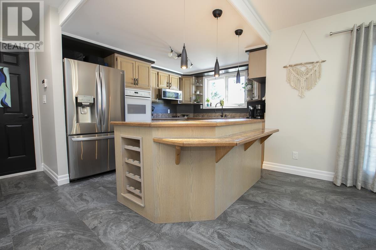 1033 Black Rd, Sault Ste. Marie, Ontario  P6A 6J8 - Photo 19 - SM252417