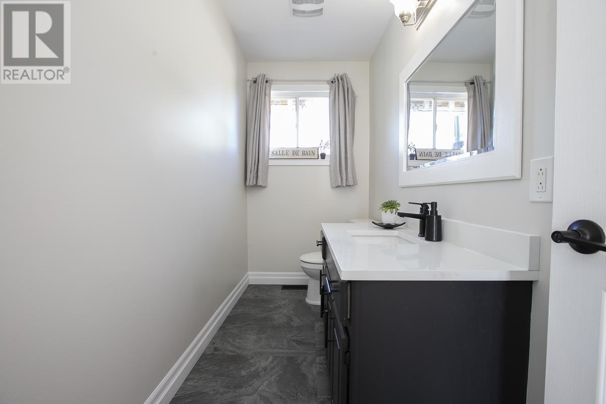1033 Black Rd, Sault Ste. Marie, Ontario  P6A 6J8 - Photo 26 - SM252417