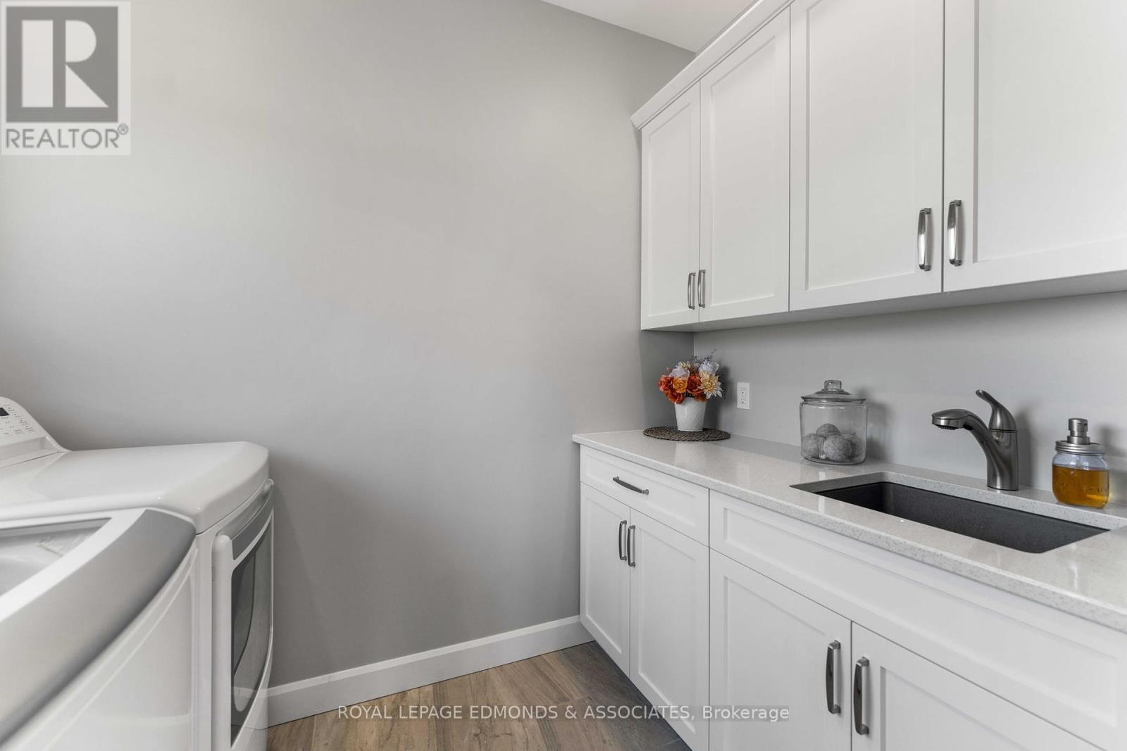 346 Foresters Falls Road, Whitewater Region, Ontario  K0J 1K0 - Photo 37 - X12368695