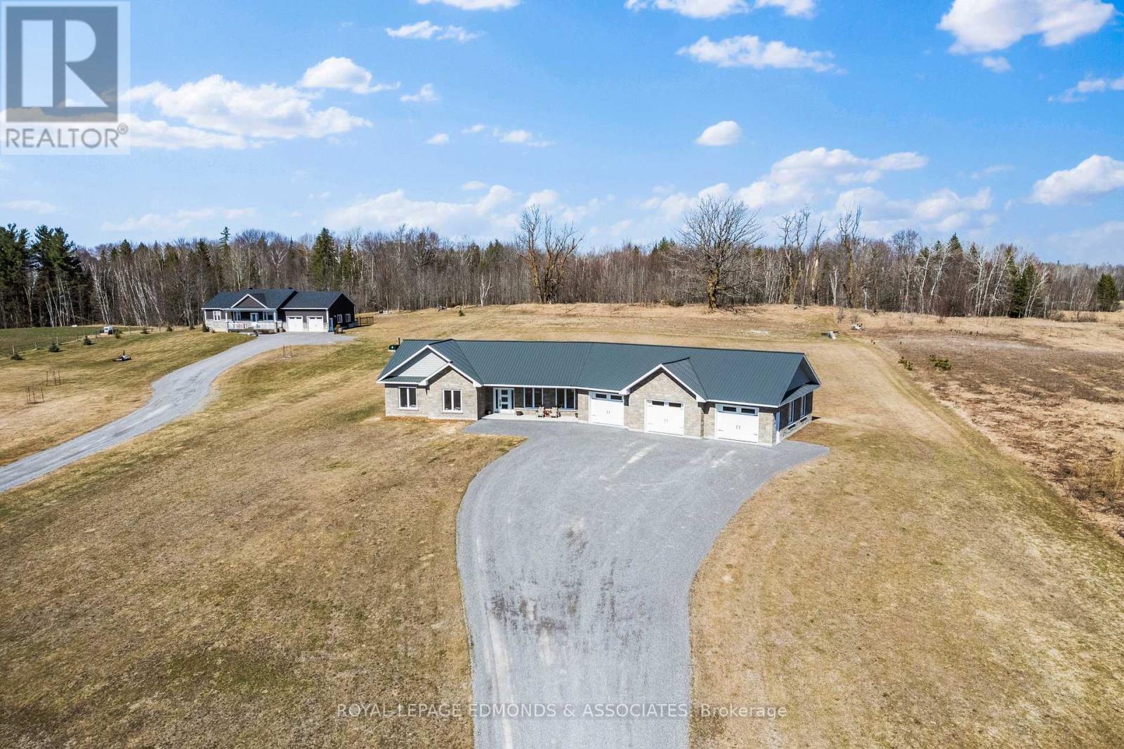 346 Foresters Falls Road, Whitewater Region, Ontario  K0J 1K0 - Photo 48 - X12368695