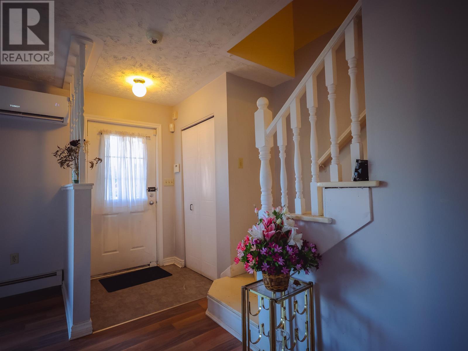 Property at 35 Rankin Court image 4