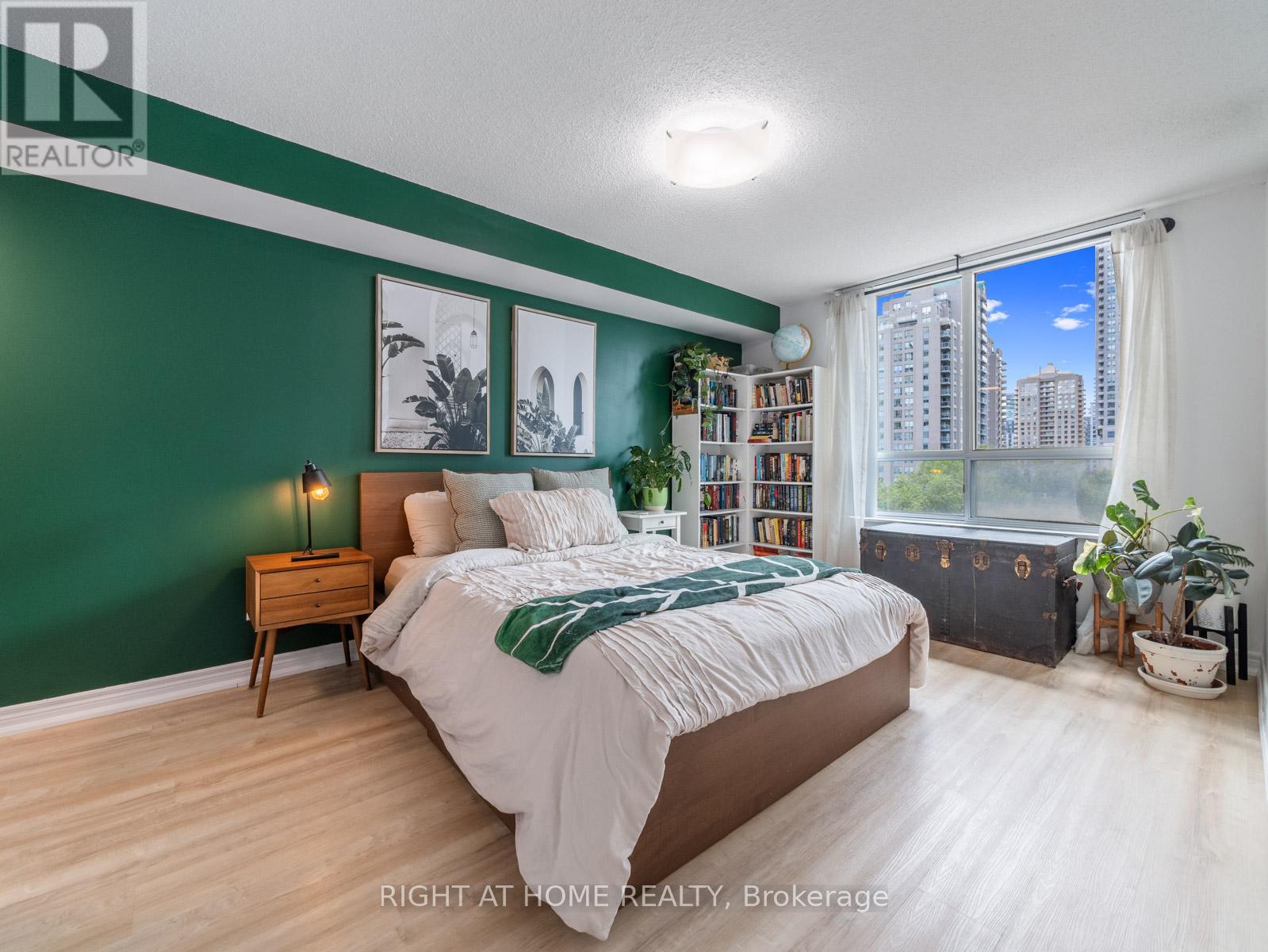 608 - 18 Parkview Avenue, Toronto, Ontario  M2N 7H7 - Photo 13 - C12368641