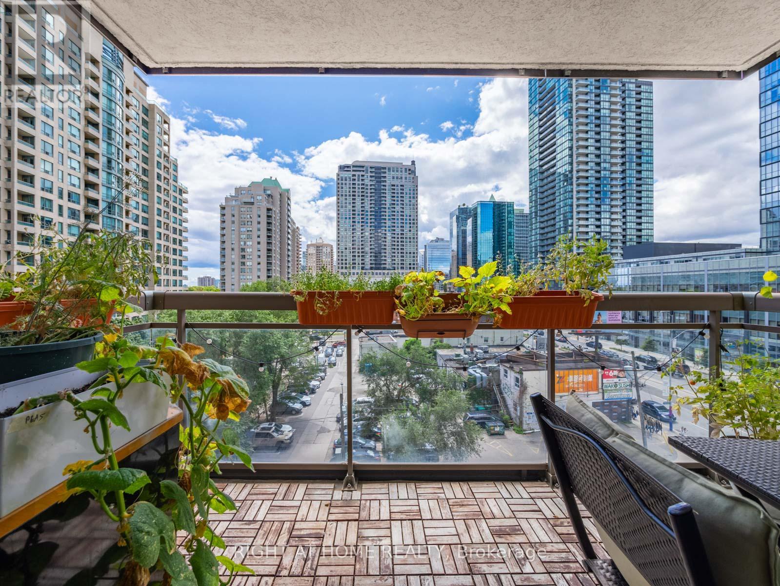 608 - 18 Parkview Avenue, Toronto, Ontario  M2N 7H7 - Photo 30 - C12368641