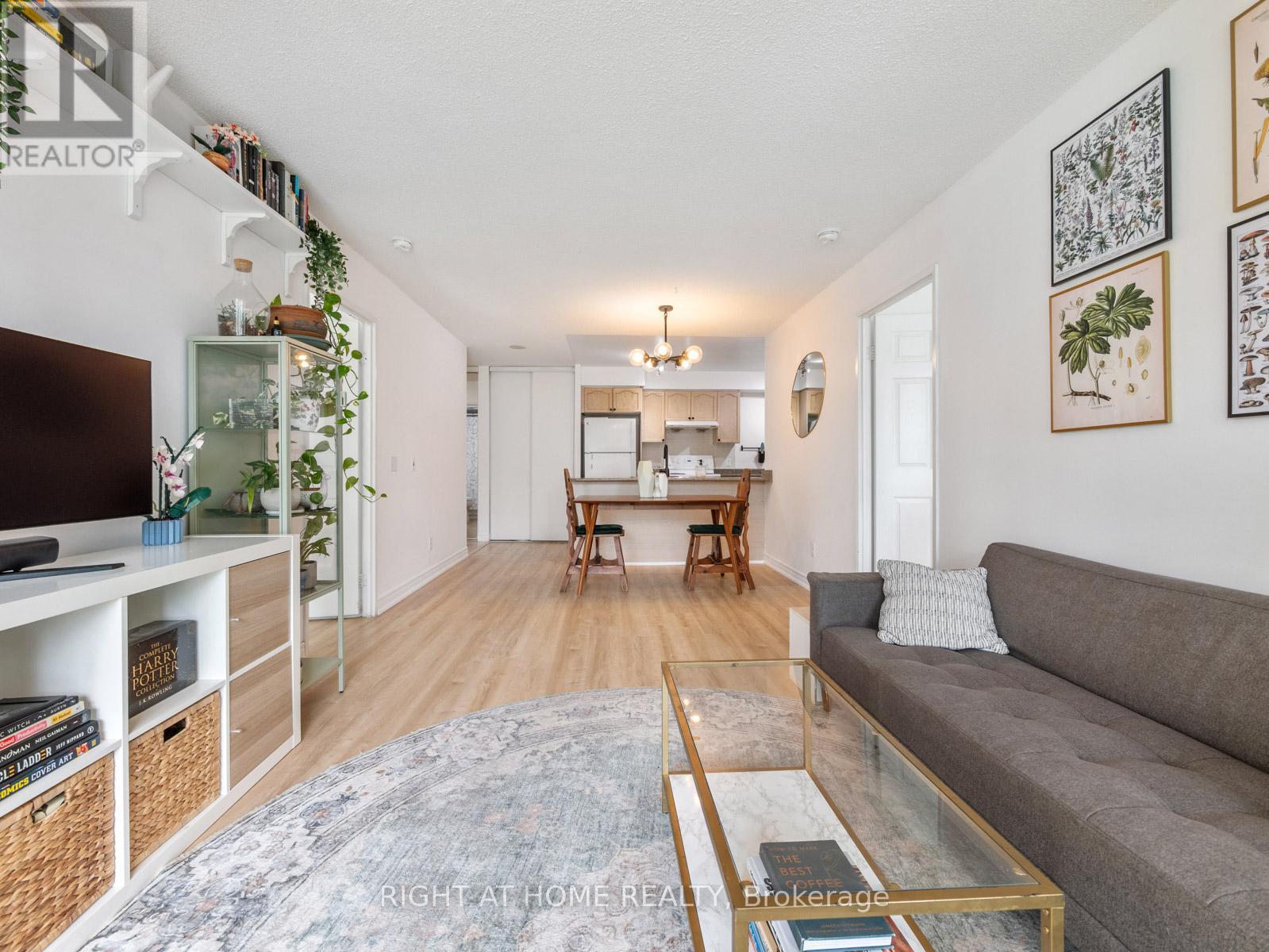 608 - 18 Parkview Avenue, Toronto, Ontario  M2N 7H7 - Photo 6 - C12368641