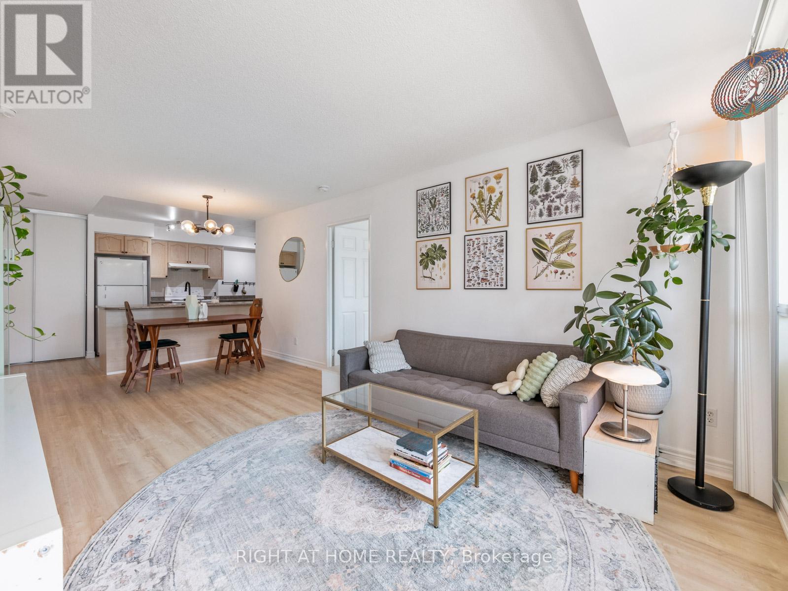 608 - 18 Parkview Avenue, Toronto, Ontario  M2N 7H7 - Photo 8 - C12368641