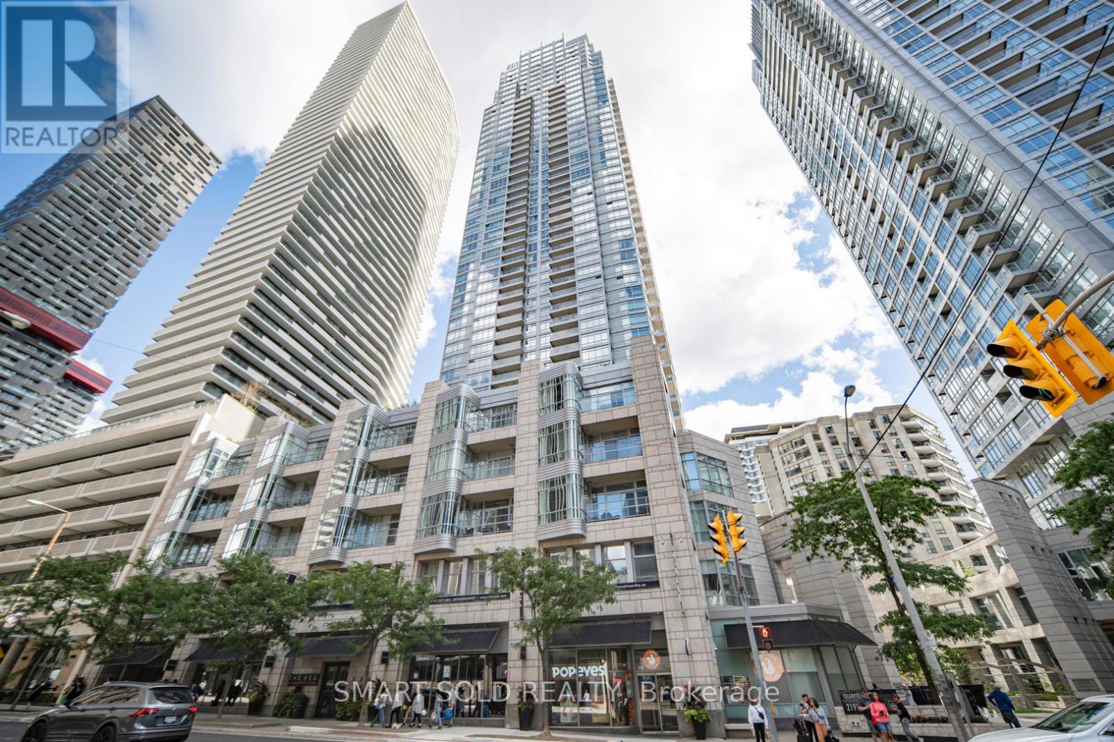 901 - 2191 YONGE STREET, Toronto, Ontario