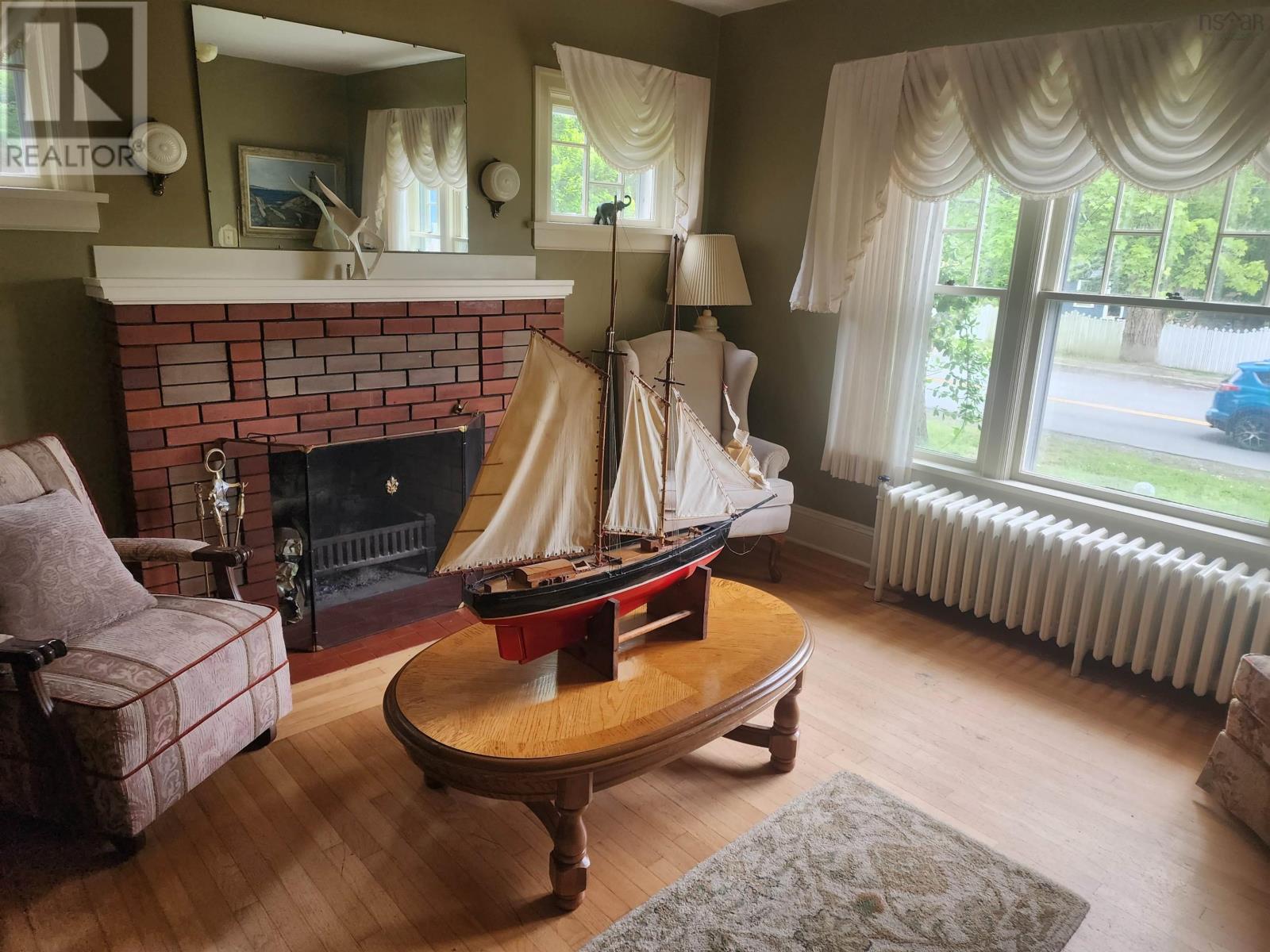 70 Victoria Road, Lunenburg, Nova Scotia  B0J 2C0 - Photo 13 - 202518020