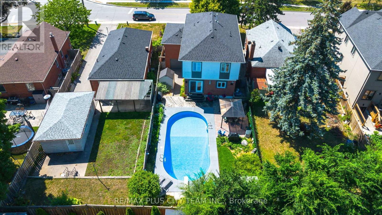 Property at 34 EDGE PARK AVENUE image 5