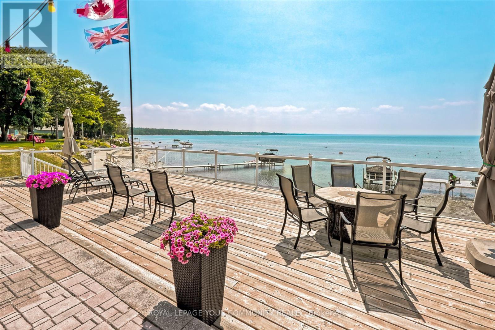 1834 Tiny Beaches Road S, Tiny, Ontario  L0L 1P1 - Photo 36 - S12368731