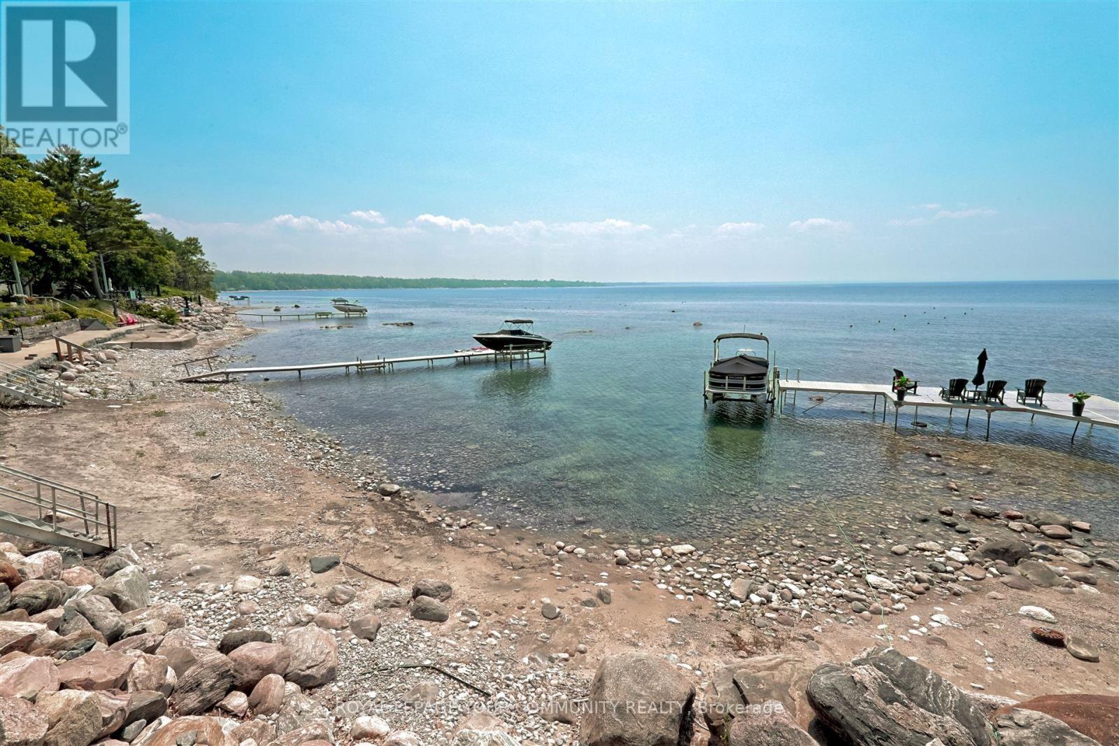 1834 Tiny Beaches Road S, Tiny, Ontario  L0L 1P1 - Photo 42 - S12368731