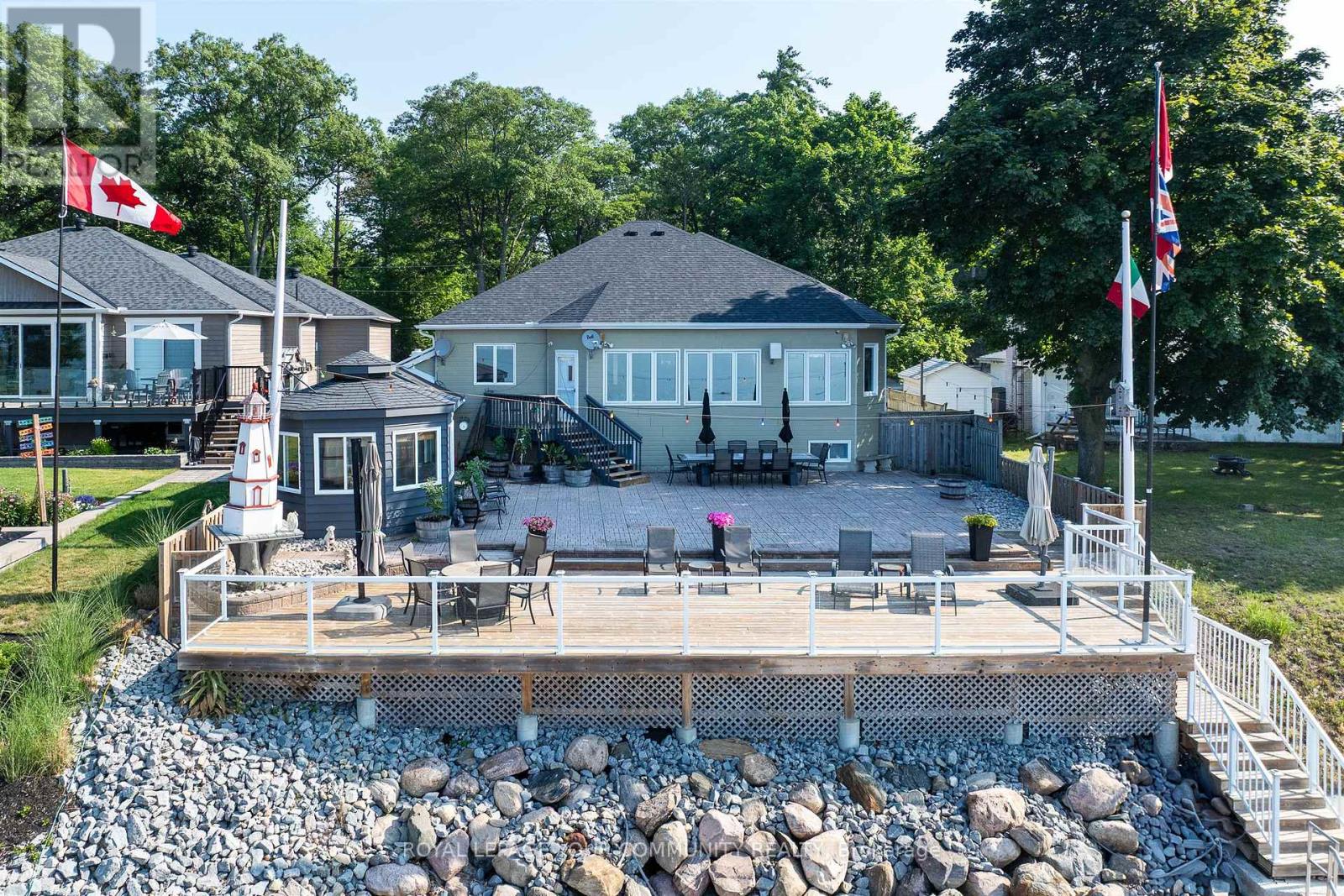 1834 Tiny Beaches Road S, Tiny, Ontario  L0L 1P1 - Photo 50 - S12368731