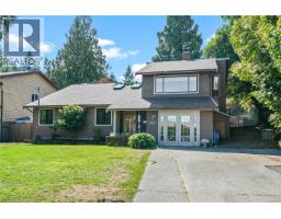 3372 Mary Anne Cres Triangle