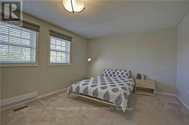 434 Marlatt Drive, Oakville, Ontario  L6H 5X5 - Photo 11 - W12368693