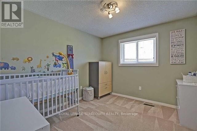 434 Marlatt Drive, Oakville, Ontario  L6H 5X5 - Photo 15 - W12368693