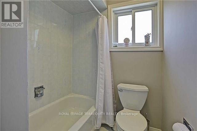 434 Marlatt Drive, Oakville, Ontario  L6H 5X5 - Photo 16 - W12368693