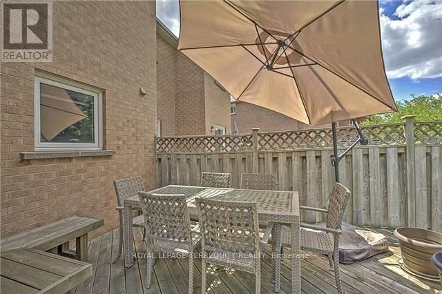 434 Marlatt Drive, Oakville, Ontario  L6H 5X5 - Photo 9 - W12368693
