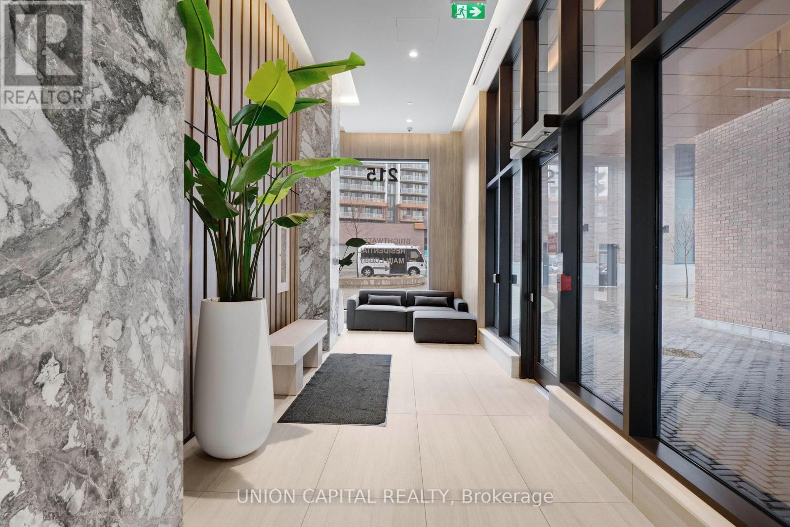 530 - 215 Lakeshore Road W, Mississauga, Ontario  L5H 0A9 - Photo 1 - W12368717