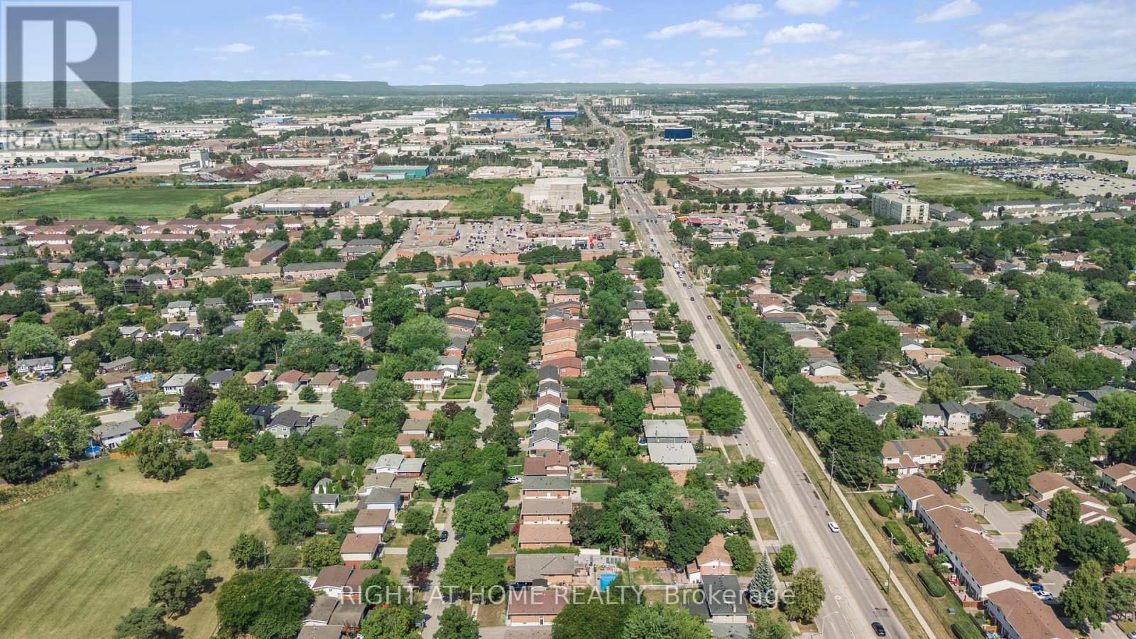 607 Turner Drive, Burlington, Ontario  L7L 2W8 - Photo 33 - W12368734