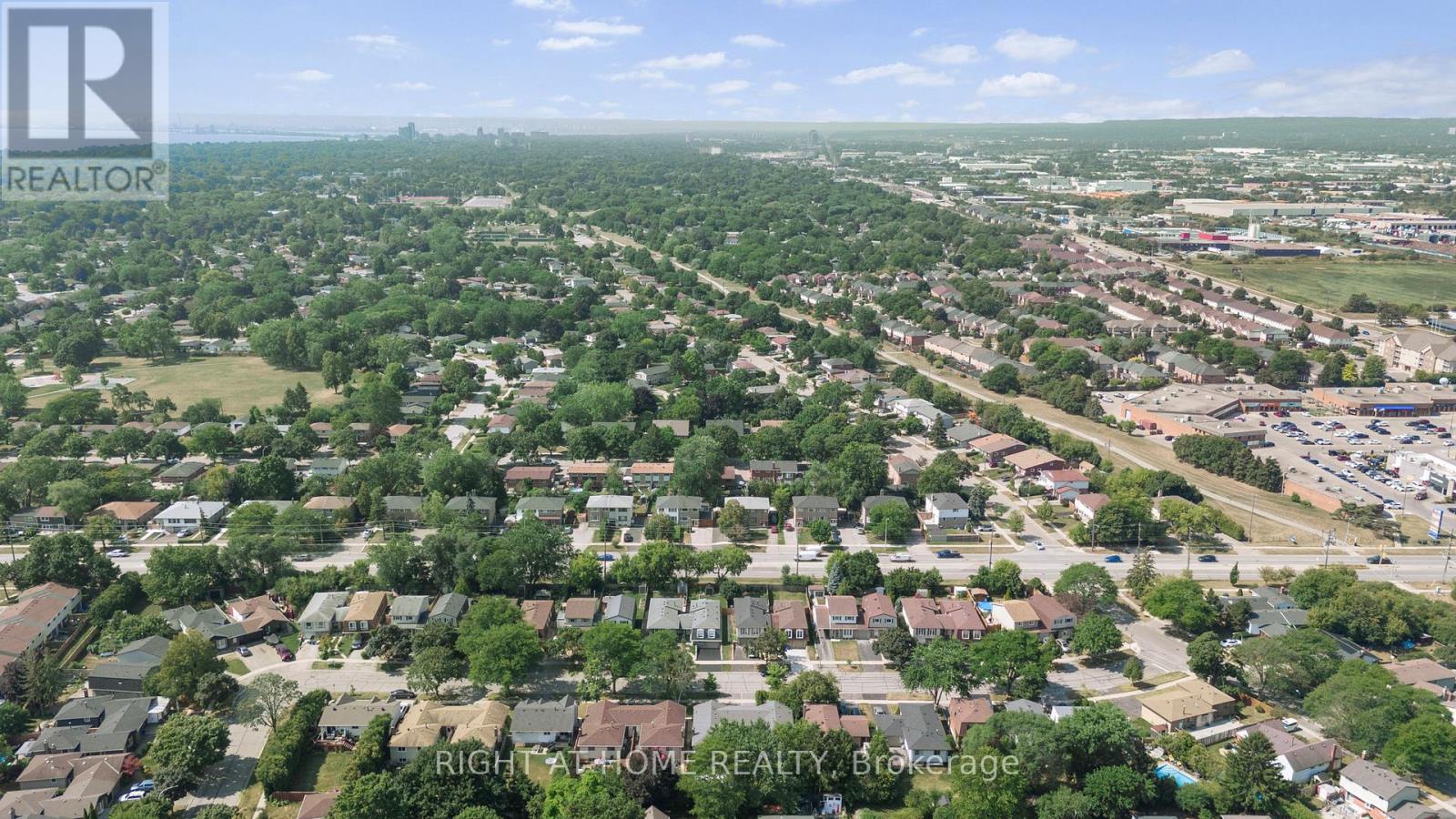607 Turner Drive, Burlington, Ontario  L7L 2W8 - Photo 34 - W12368734