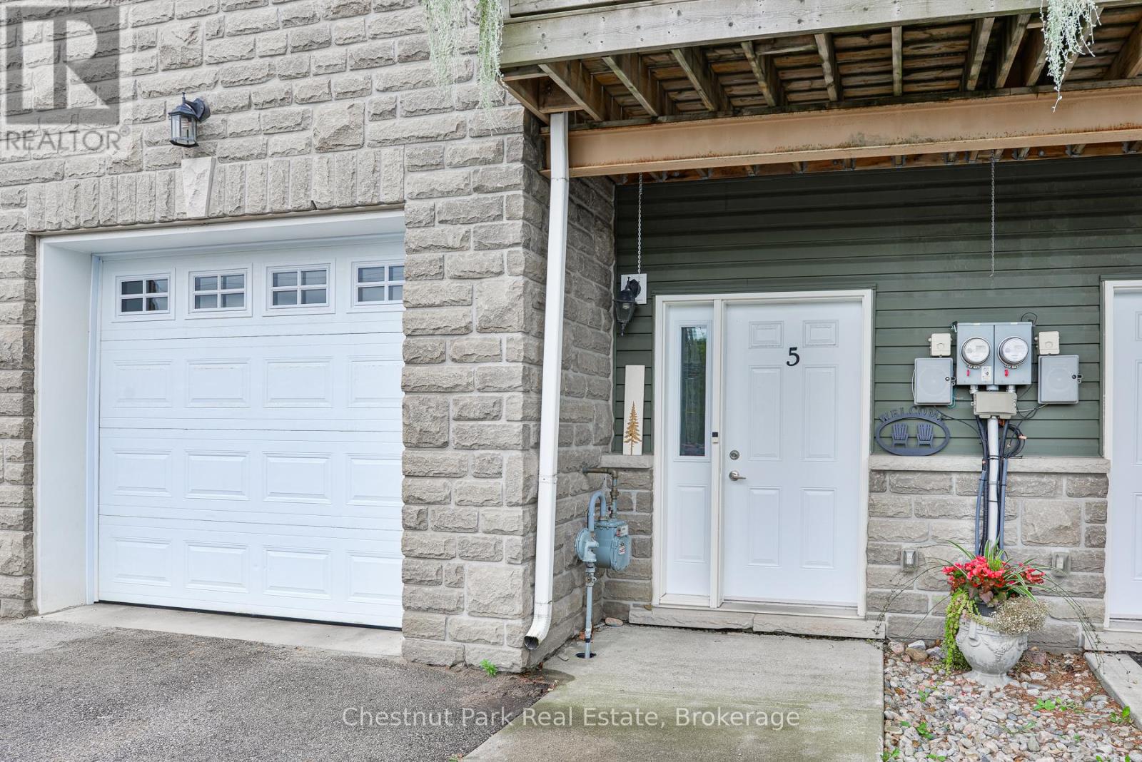 5 - 99 Main Street W, Huntsville, Ontario  P1H 1X1 - Photo 5 - X12368752