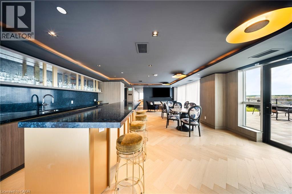 405 Dundas Street W Unit# 813, Oakville, Ontario  L6M 4P9 - Photo 24 - 40764239