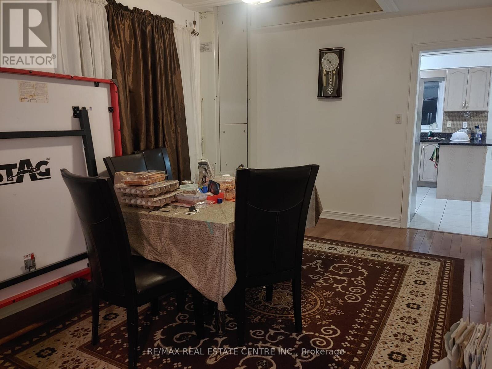 21 Sprucelands Avenue, Brampton, Ontario  L6R 1M5 - Photo 13 - W12350330